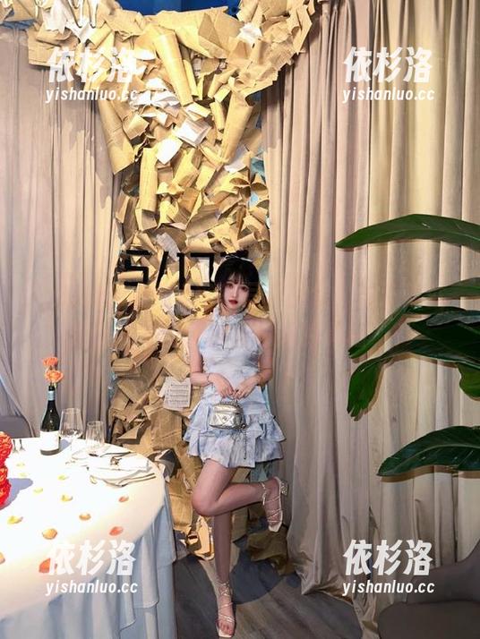 Peach milky Peach milky宵宫写真图包,难道这就是传说中的‘妆容背后的真相’?